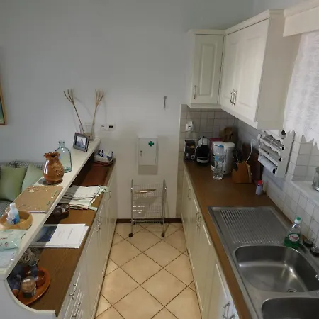 Sophie's Nest Ioulis